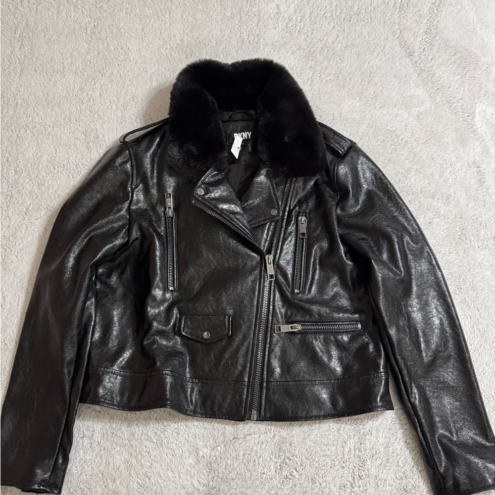 DKNY Women's Glossy Black faux Leather Jacket with Fur Collar - Picture 2 of 5